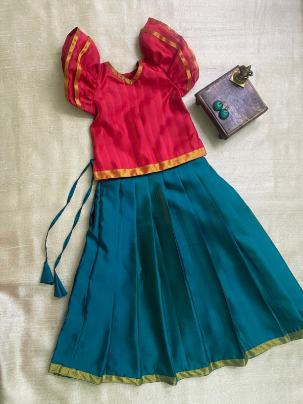 Red & Green pavadai-sattai set in bamboo silk
